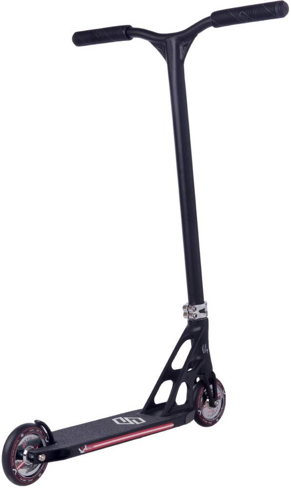 Trotineta Striker Magnetit Bgseakk