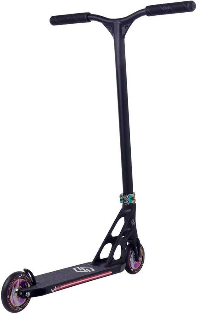 Trotineta Striker Magnetit Bgseakk